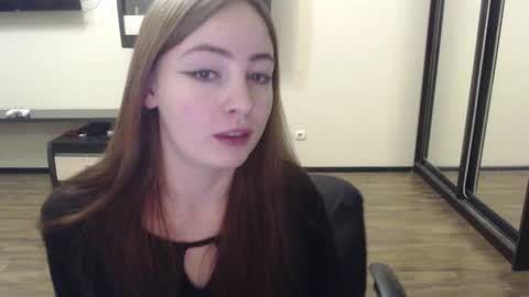 Laralianna online show from 9, 12, 2024