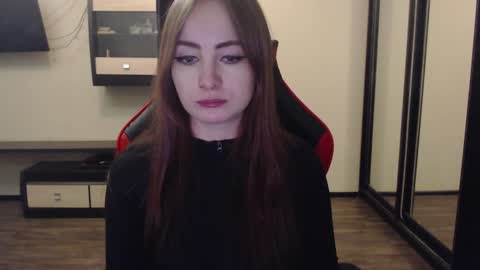 Laralianna online show from 7, 1, 2025