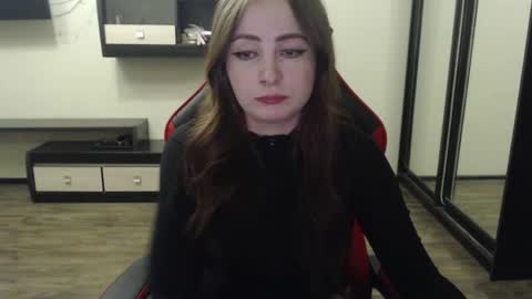 Laralianna online show from 21, 2, 2025