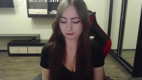 Laralianna online show from 26, 2, 2025