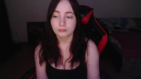 Laralianna online show from 1, 4, 2026