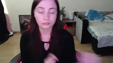 Laralianna online show from 15, 6, 2026