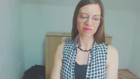 Snapshot of larawintersxxx chatting on 9, 2, 2025 larawintersxxx online show from 9, 2, 2025