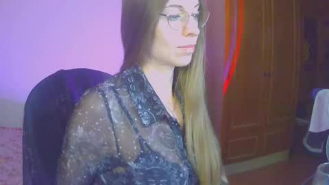 Snapshot of larawintersxxx chatting on 27, 9, 2025 larawintersxxx online show from 27, 9, 2025