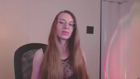 larawintersxxx online show from 1, 6, 2026