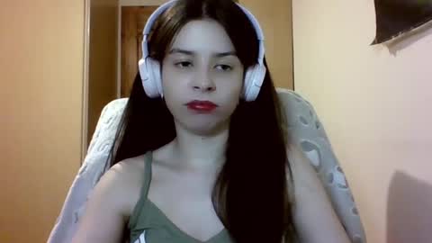 Snapshot of laricenature chatting on 2, 2, 2025 Larice online show from 2, 2, 2025