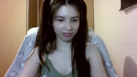 Snapshot of laricenature chatting on 4, 2, 2025 Larice online show from 4, 2, 2025