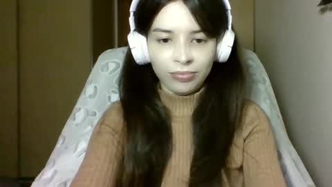Snapshot of laricenature chatting on 2, 3, 2025 Larice online show from 2, 3, 2025
