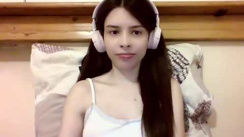 Snapshot of laricenature chatting on 9, 3, 2025 Larice online show from 9, 3, 2025
