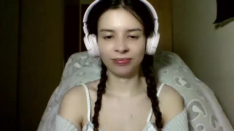 Snapshot of laricenature chatting on 11, 3, 2025 Larice online show from 11, 3, 2025