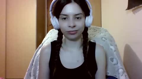 Snapshot of laricenature chatting on 12, 3, 2025 Larice online show from 12, 3, 2025