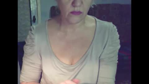larisaq4ugo24 online show from 3, 1, 2025
