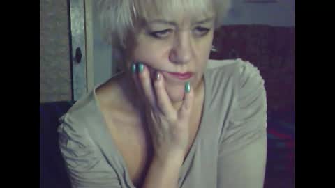 larisaq4ugo24 online show from 3, 1, 2025