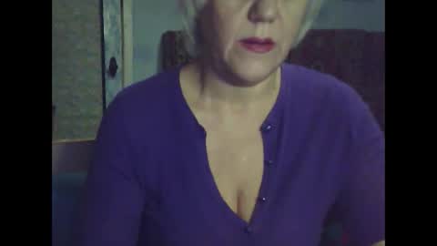 larisaq4ugo24 online show from 4, 1, 2025