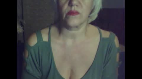 larisaq4ugo24 online show from 19, 9, 2025