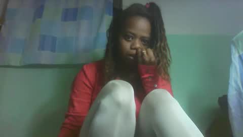 larissa645771 online show from 30, 10, 2025