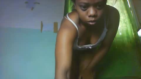 larissa645771 online show from 9, 3, 2026