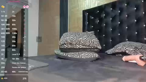       online show from 8, 9, 2025