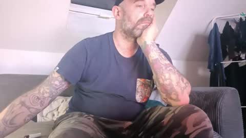 Snapshot of larsvegas1895 chatting on 16, 1, 2026 larsvegas1895 online show from 16, 1, 2026