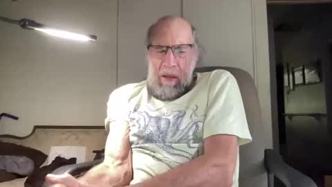 Snapshot of laser137 chatting on 22, 12, 2024 cris online show from 22, 12, 2024