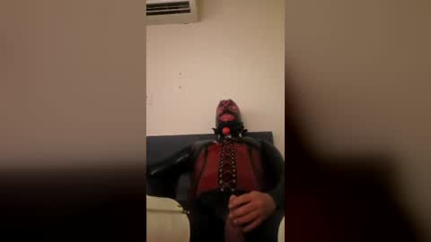 latex boy 38 online show from 25, 7, 2026