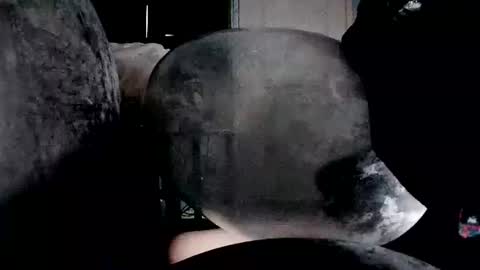 latexchris77 online show from 9, 2, 2026