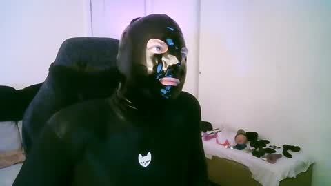 Snapshot of latexminheadroom chatting on 17, 4, 2026 latexminheadroom online show from 17, 4, 2026