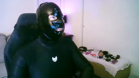 Snapshot of latexminheadroom chatting on 17, 5, 2026 latexminheadroom online show from 17, 5, 2026