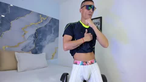 crissex  online show from 12, 11, 2025