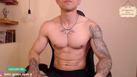 Snapshot of latin_green_eyes_ chatting on 17, 1, 2025 latin_green_eyes_ online show from 17, 1, 2025