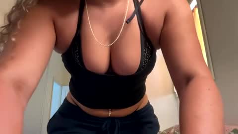 latina_bbyxo online show from 25, 9, 2025