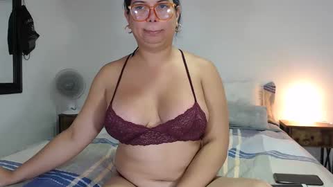 FLOR SALVAJE online show from 23, 10, 2025