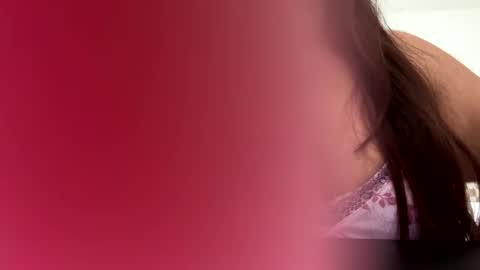 latinamamii17 online show from 9, 9, 2025