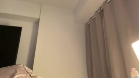 Snapshot of latinella chatting on 1, 6, 2026 Hi - online show from 1, 6, 2026