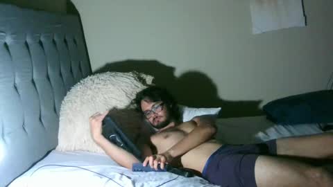 latinincognito online show from 7, 4, 2026