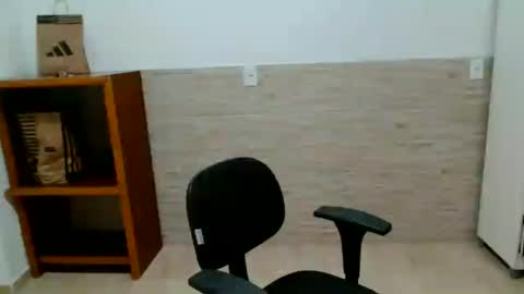Snapshot of latinmarian chatting on 15, 6, 2026 latinmarian online show from 15, 6, 2026