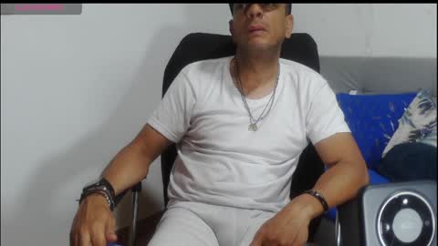 Snapshot of latinmartin254 chatting on 30, 4, 2026 latinmartin254 online show from 30, 4, 2026