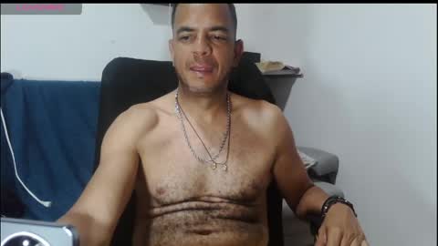 Snapshot of latinmartin254 chatting on 6, 5, 2026 latinmartin254 online show from 6, 5, 2026