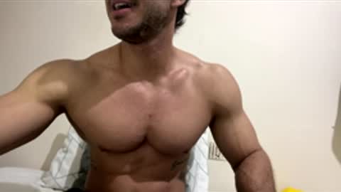 latino_rodri online show from 20, 4, 2026