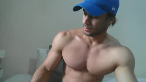 latino_rodri online show from 10, 5, 2026