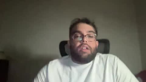 call me papi -- follow my twitter latinoc30 online show from 31, 12, 2024