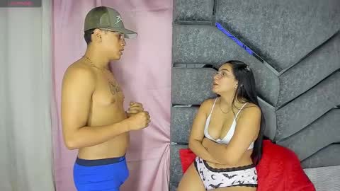 Snapshot of latinos_couples chatting on 12, 2, 2025 James and Sara online show from 12, 2, 2025