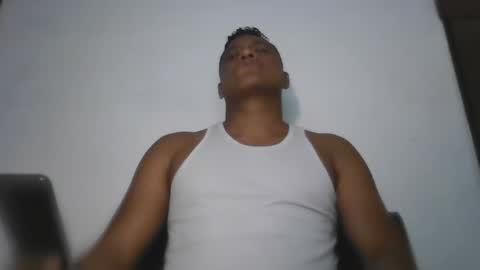 Snapshot of latinrayf chatting on 8, 11, 2025 latinrayf online show from 8, 11, 2025