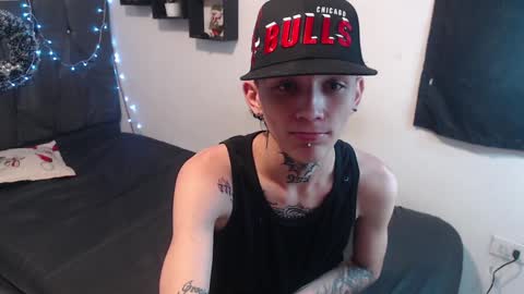 Snapshot of latins_boys_20 chatting on 30, 12, 2024 NICK online show from 30, 12, 2024