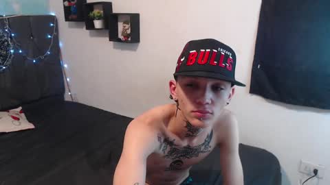 Snapshot of latins_boys_20 chatting on 30, 12, 2024 NICK online show from 30, 12, 2024