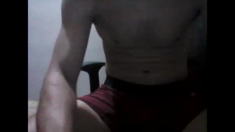 Snapshot of latintropikal chatting on 2, 3, 2025 Latin Flow online show from 2, 3, 2025