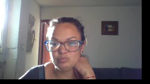 Laura online show from 28, 4, 2026