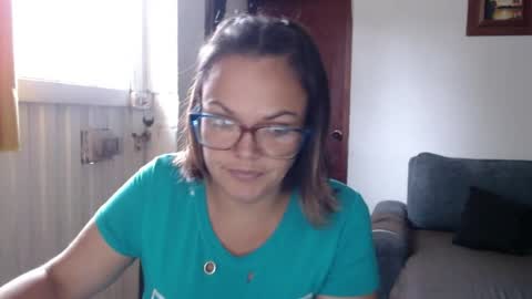 Snapshot of lau16310 chatting on 16, 7, 2026 Laura online show from 16, 7, 2026