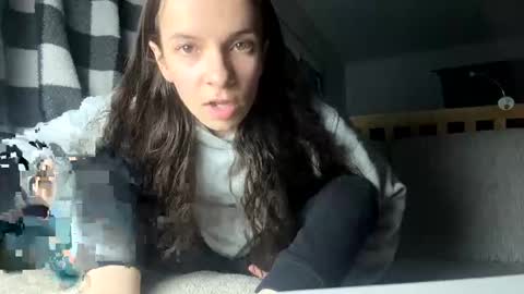Snapshot of lauegauths3 chatting on 20, 12, 2024 lauegauths3 online show from 20, 12, 2024