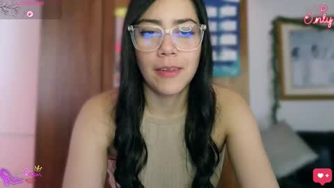 laujgray online show from 30, 3, 2026